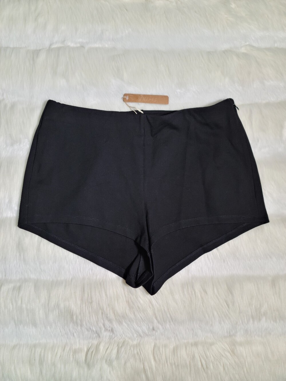 SKIMS The Essential Pants High Waist Hot Short Black Obsidian Women XL NEW